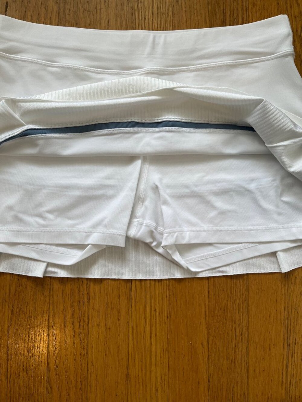 Sofibella 13" Tennis Pickleball Skort | Size L - Picture 3 of 5